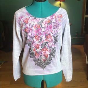 Lilac Knit top with Floral Pattern Detail